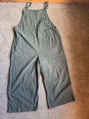 Olive Green Wide-Leg Linen-Blend Jumpsuit with Adjustable Straps